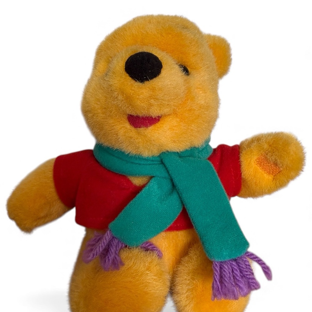 Disney Winnie the Pooh vintage 1999 8 inch plush‎ Christmas/winter